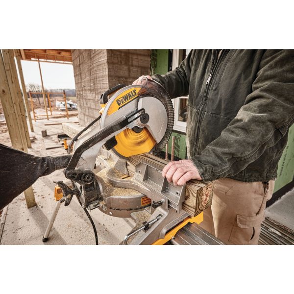 Serra Meia Esquadria 12" (305MM) 1600W Disco 80 Dentes Dewalt DWS715 - Imagem 9